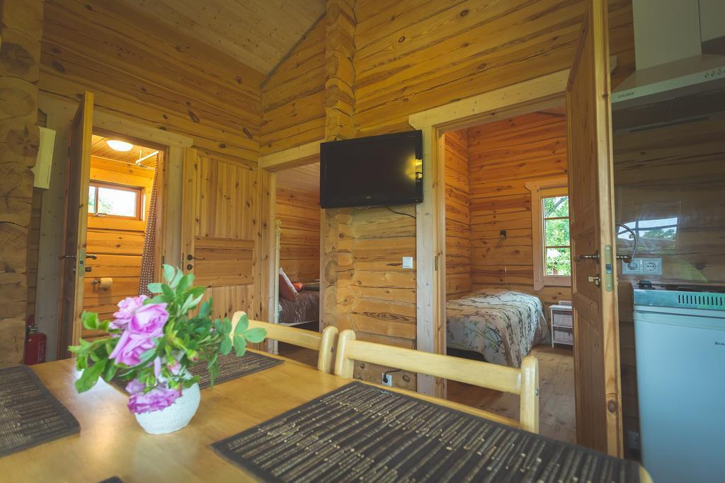 Arina Cottages Nasva Habitación foto